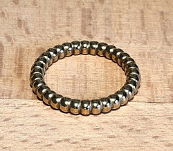 bague inox plaqué or. Disponible en taille US 6-7-8-9 _ 24,90€